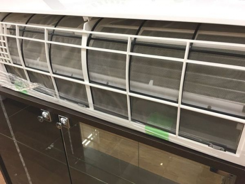 中古　壁掛エアコン　八尾のDAIKIN