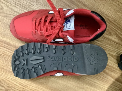 サンガッチョ　中古のスニーカー　中古　大阪