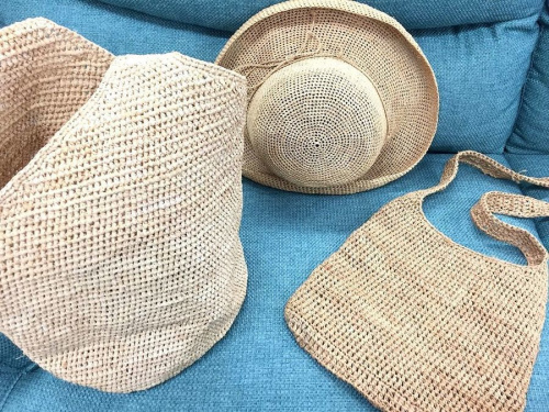 ブランド買取 大阪のHELEN KAMINSKI