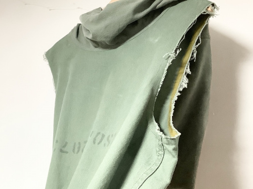 パーカーのリメイクミリタリーフーディー