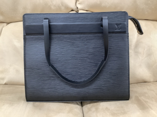 ルイヴィトン(LOUIS VUITTON)の八尾 ブランド 買取