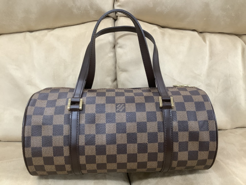 LOUIS VUITTON 八尾
