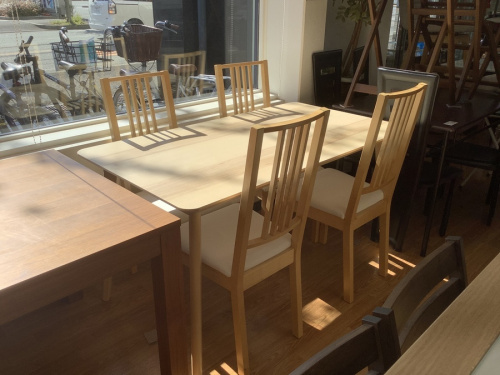 家具のダイニングセット