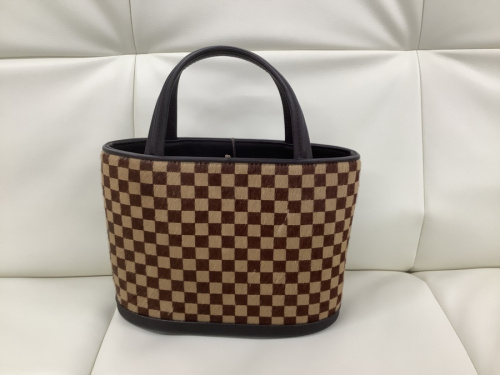 ブランド・ラグジュアリーのLOUIS VUITTON