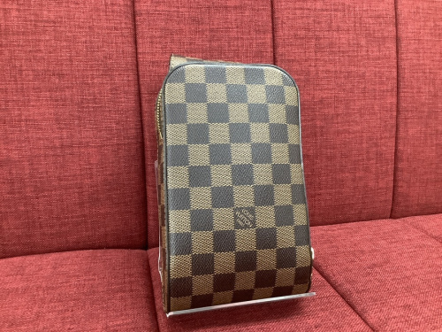 ブランド・ラグジュアリーのLOUIS VUITTON
