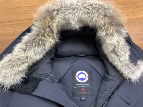 CANADA GOOSEのメンズ　大阪　秋服