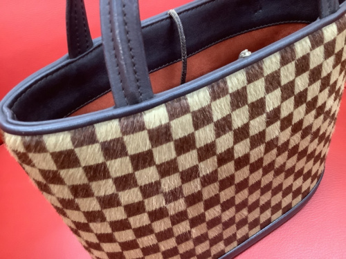 LOUIS VUITTON 八尾