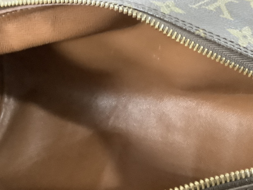 ルイヴィトン LOUIS VUITTONの八尾 ブランド 買取