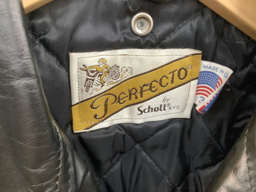 洋服　買取　八尾の古着　八尾　冬物