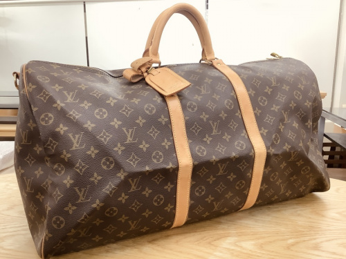 LOUIS VUITTON　八尾