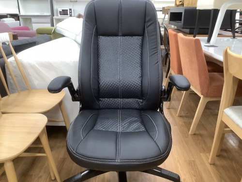 オフィスチェア　買取　大阪の家具　買取　大阪