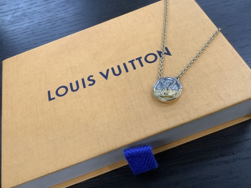 ブランド・ラグジュアリーのアクセサリー