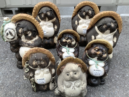 置物　狸の置物　八尾の置物　大阪　中古