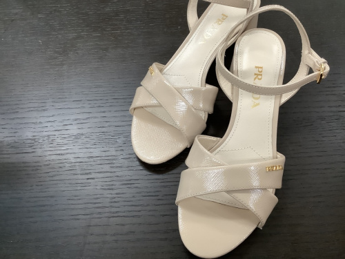 サンダル　中古　大阪のPRADA　中古　大阪