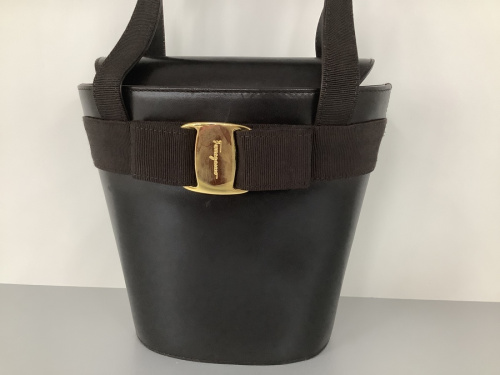 ブランド買取 大阪のSalvatotore Ferragamo