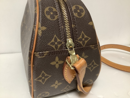 ルイヴィトン　ショルダーバッグ　中古のLOUIS VUITTON　八尾