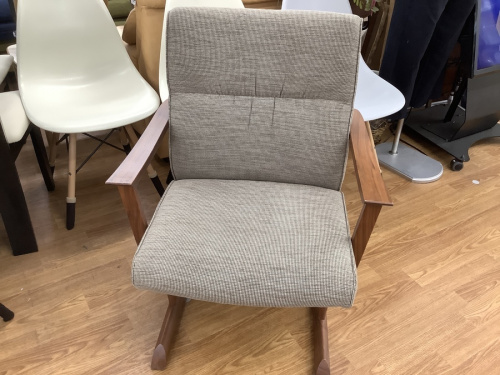 飛騨産業 家具 買取のチェア 中古 八尾