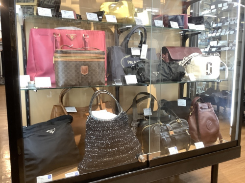 LOEWE 八尾