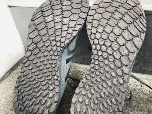 スニーカー　メンズ　中古のスニーカー　買取　八尾