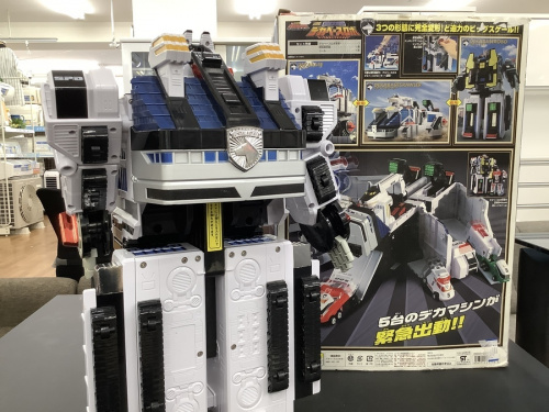おもちゃの戦隊ヒーロー