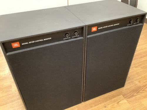 JBL(ジェービーエル) 買取 大阪のスピーカー 中古 八尾