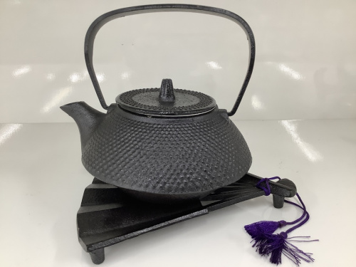 洋食器の南部鉄器