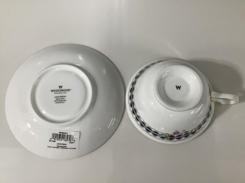 レースピオニーの八尾