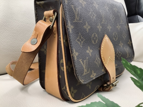 ルイヴィトンのCHANEL