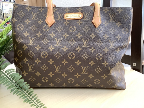 ブランド・ラグジュアリーのLOUIS VUITTON