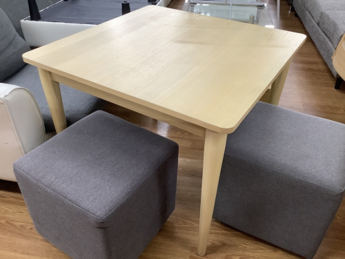 家具のダイニングセット