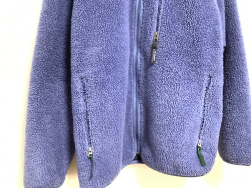 レトロカーデイガンのアウトドアブランド