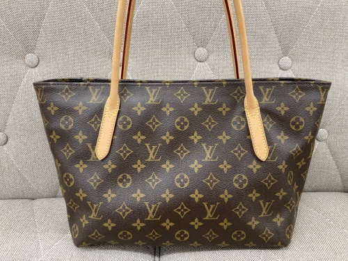 ブランドのLOUIS VUITTON