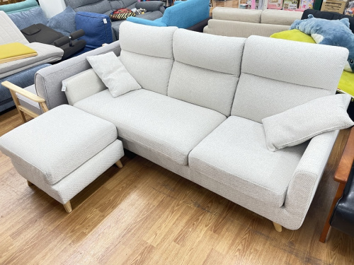 家具のソファ