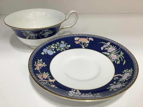 カップ&ソーサーのWEDGWOOD