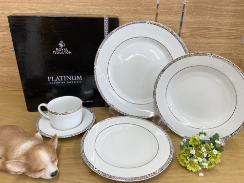 洋食器のRoyal Doulton