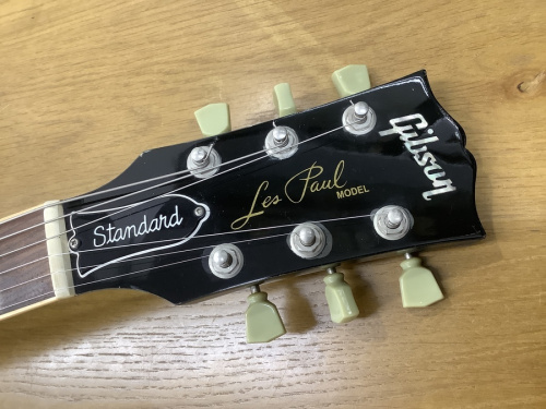 ギターのGibson