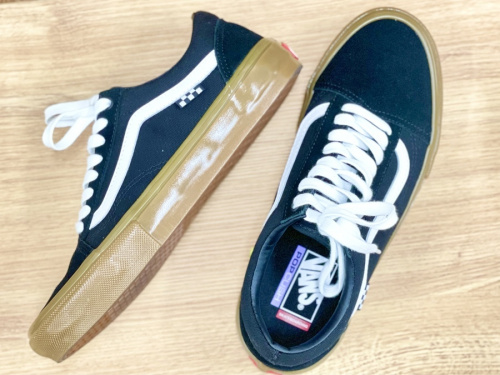 スニーカーのVANS(バンズ)