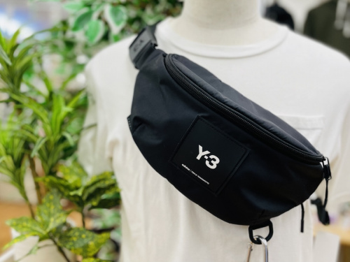 メンズファッションのウエストバッグ