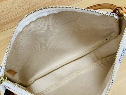 ヴィトン 買取の八尾