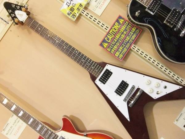Gibson Flying V ワインレッド ハードケース付き ギブソン 楽器・機材