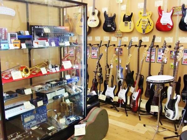 石ロゴ期FERNANDES!!SSHヴィンテージストラトキャスター買取入荷