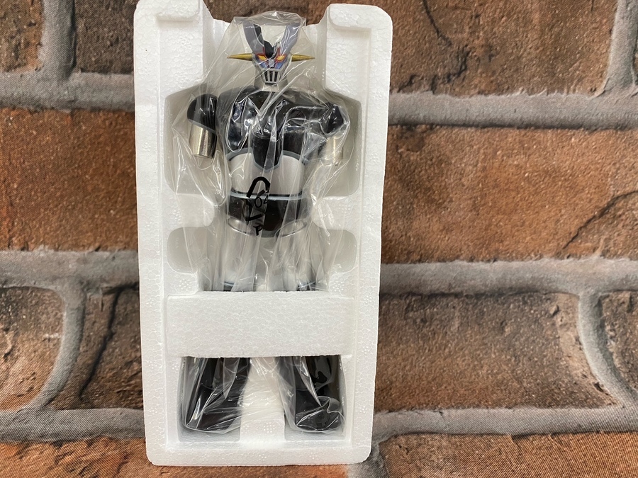 マジンガーZ★超合金マジンガーシリーズ★少年の心をもった大人たちへ★２００１年製 Amazon.co.jp: マジンガーZ超合金マジンガーシリーズ少年の心を