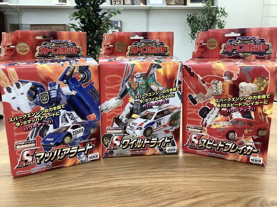 スマホで購入】トランスフォーマー、カーロボットが入荷致しまし