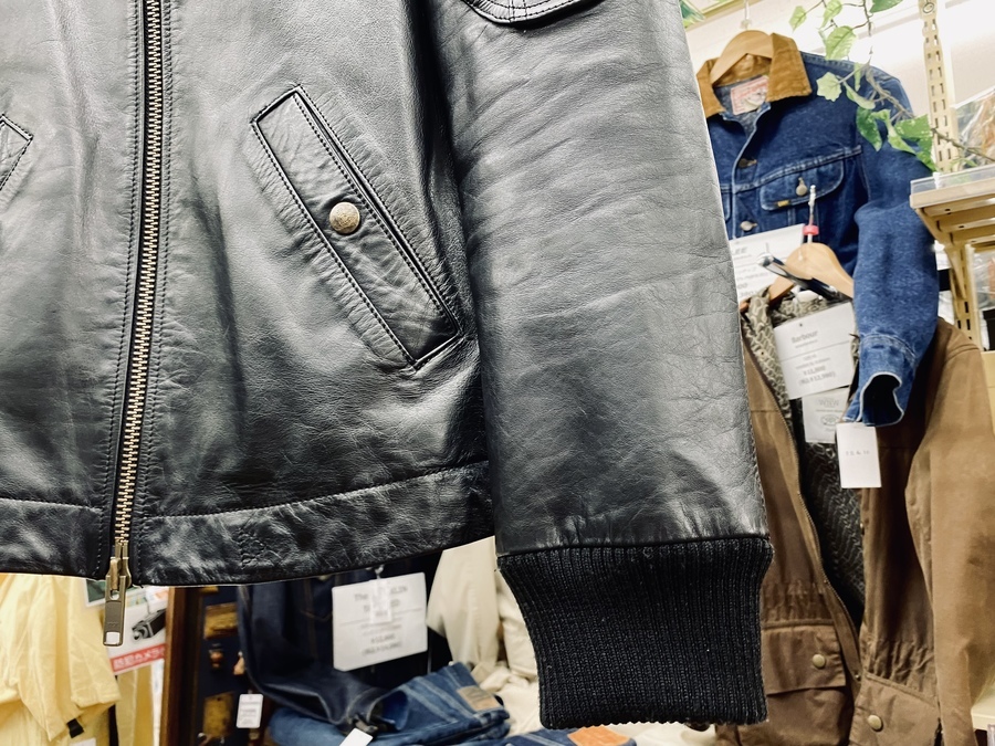 【極美品☆オリーブカラー☆本革☆】ヴィヴィアンウエストウッド レザージャケット スマホで購入】Vivienne Westwoodのレザージャケットが買取入荷しま