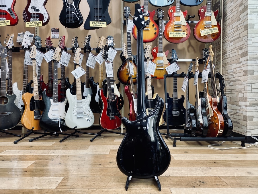 シャーラ―ブリッジ搭載！Rockoon (ロックーン) エレキベースが