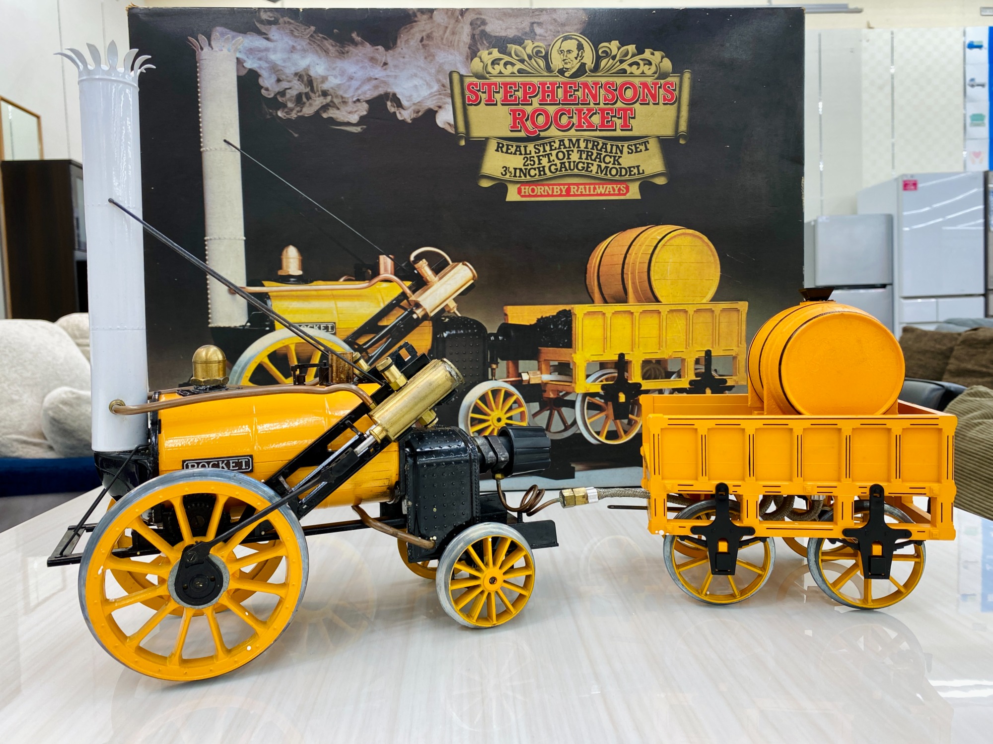 HORNBY (ホーンビィ) ロケット号 STEPHENSONS ROCKETが買取入荷しま