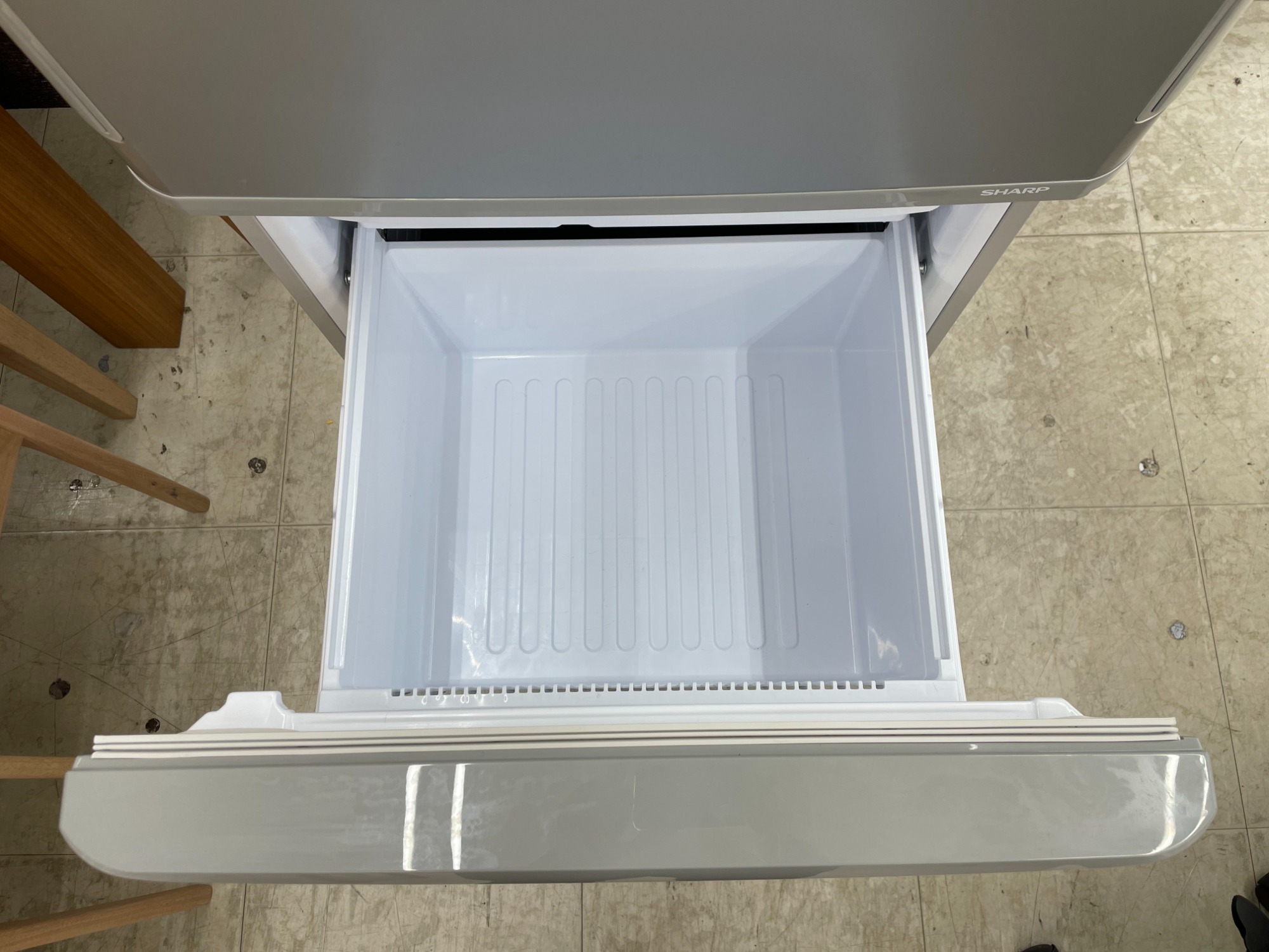 SHARP (シャープ) 350Lの3ドア冷蔵庫が入荷しました！｜2023年01月11日