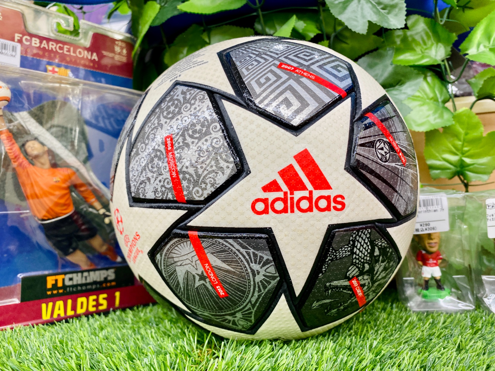 adidas チャンピオンズリーグ2008 モスクワ　ファイナル 2008 MOSCOW UEFA Champions League Adidas Final Finale Ball