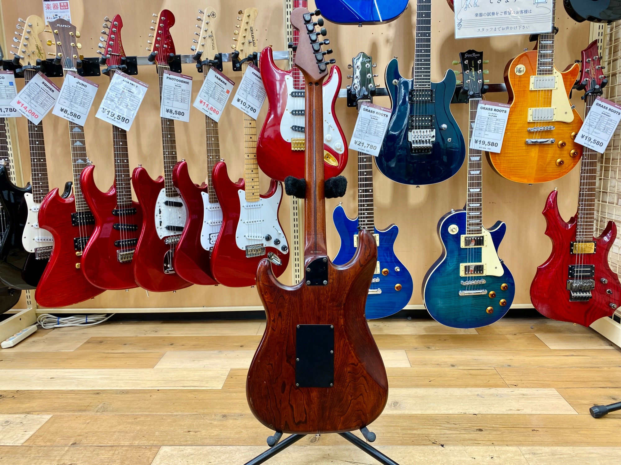 Fender Japan (フェンダージャパン) ストラトキャスター STR-125DMが