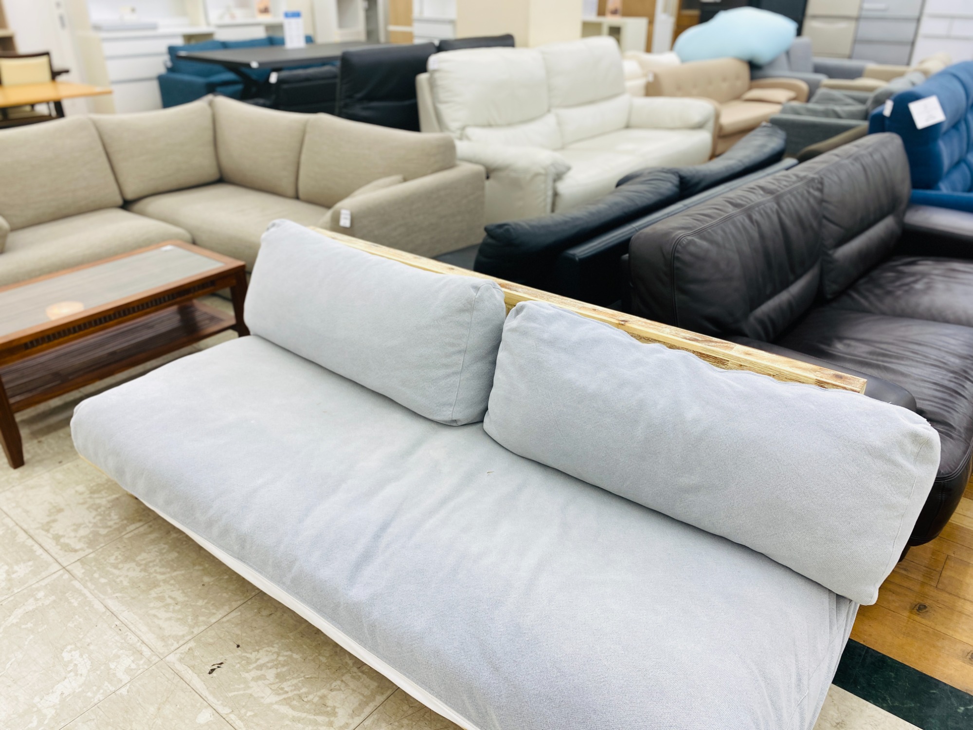 KEYUCA (ケユカ) Meiシリーズ ベンチダイニング4点セット買取入荷しま